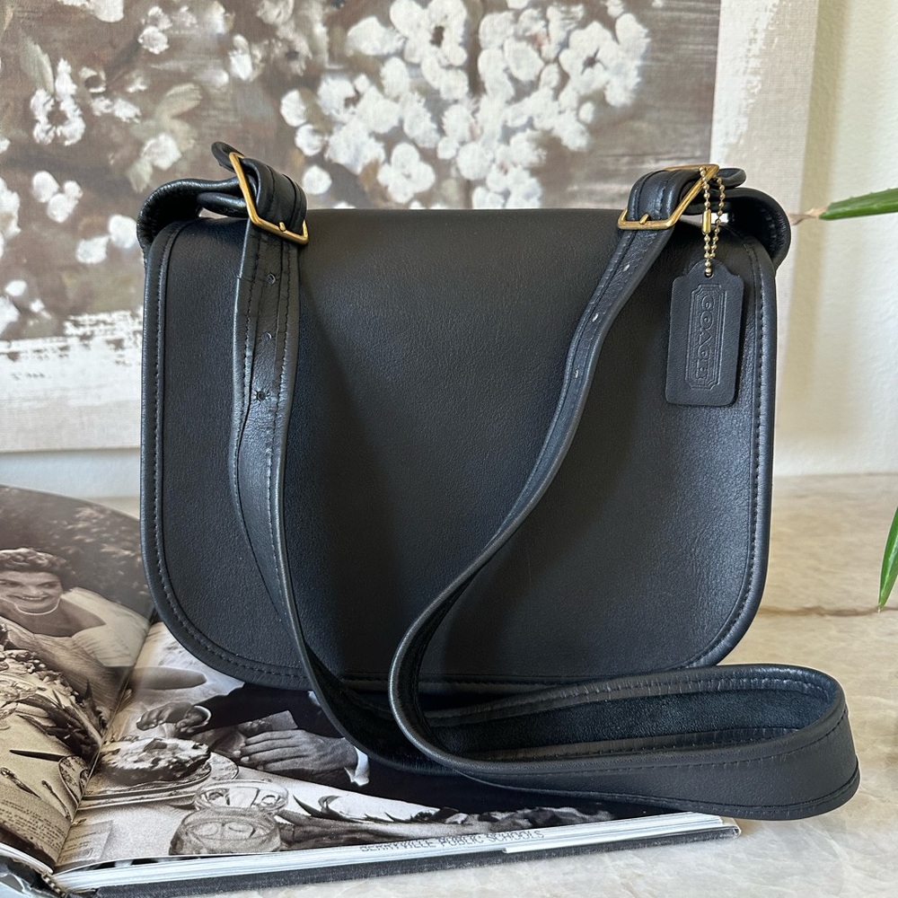 Vintage Coach Classic Shoulder Bag 9170